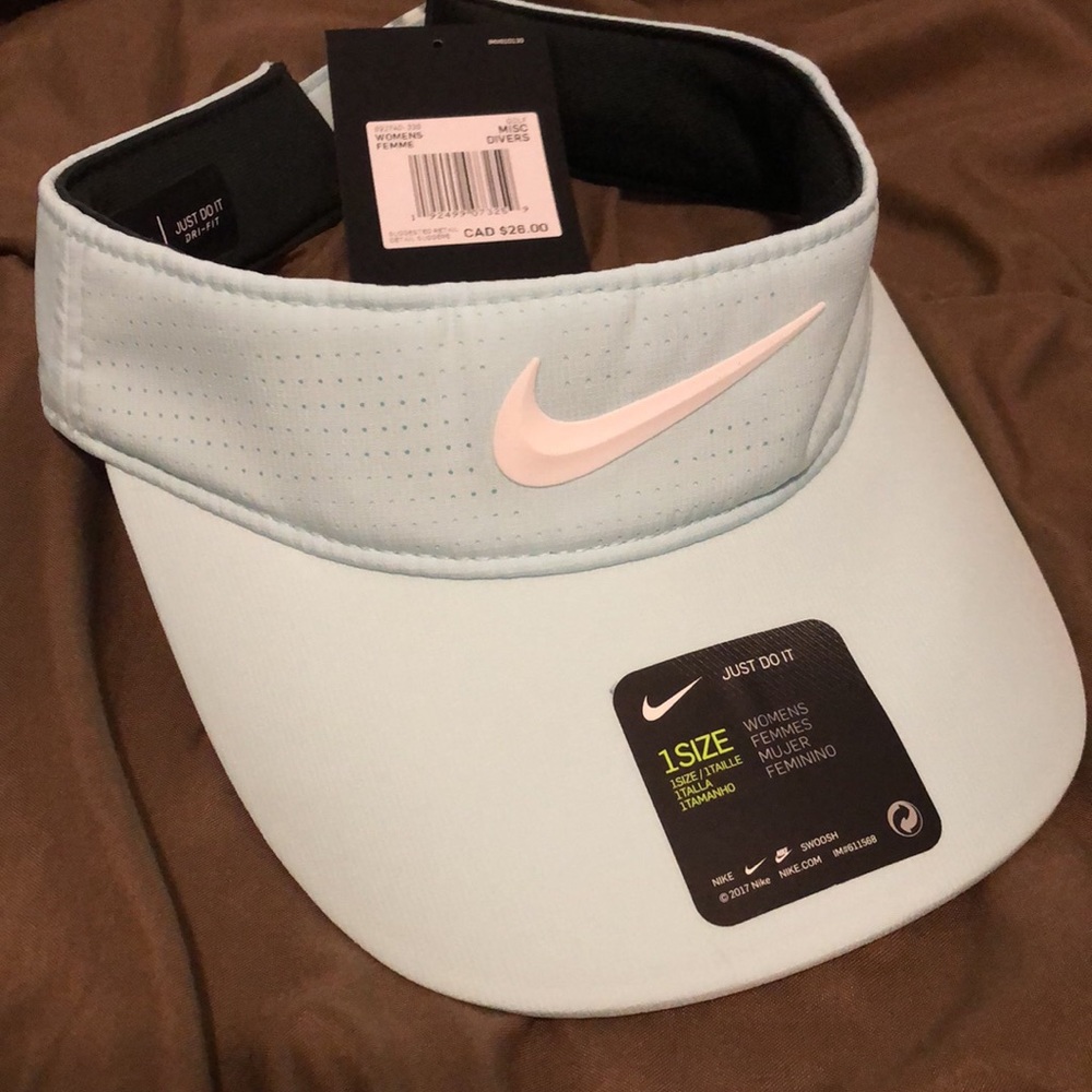 Nike Visor